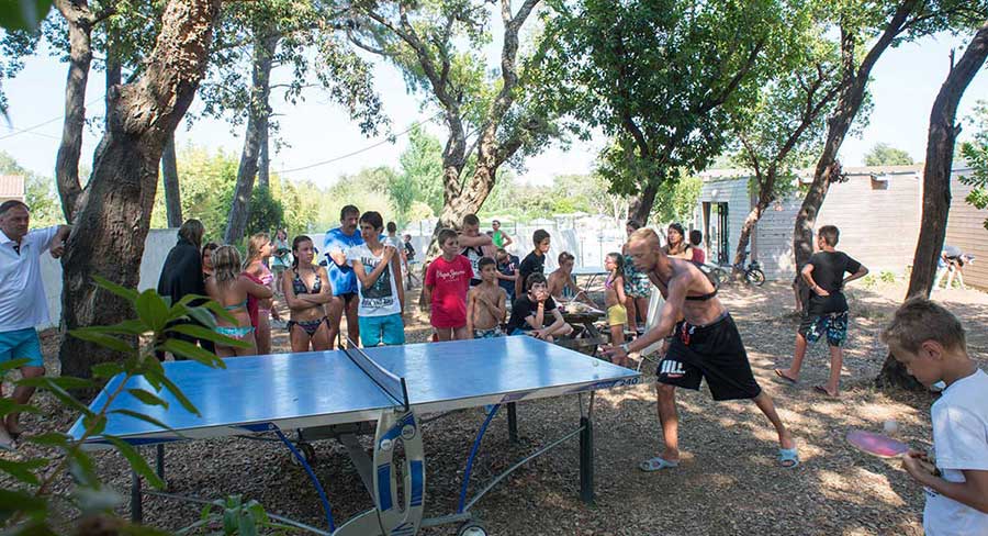 ping pong en village vacances corse