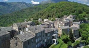 Village of stone houses in the Costa Verde mountains, Haute-Corse