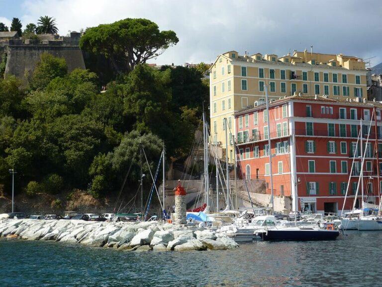 bastia-vieux-port