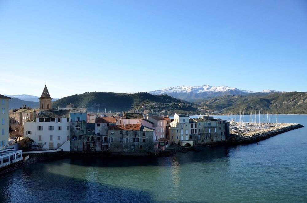 visiter-saint-florent-ete-hiver